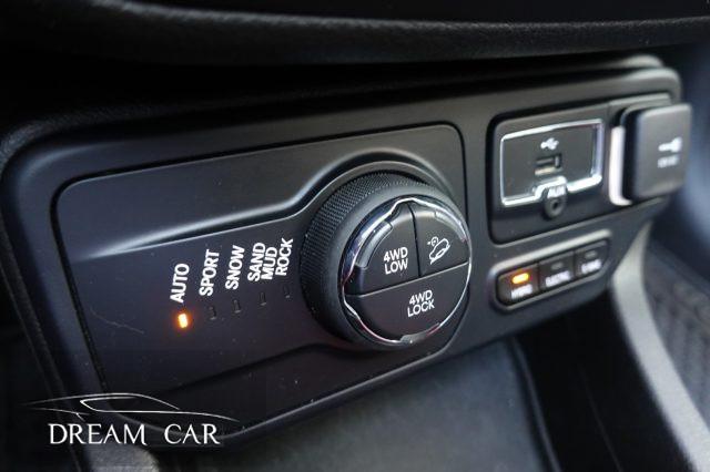 JEEP Renegade 1.3 T4 240CV PHEV 4xe AT6 Trailhawk KENWOOD-PANO
