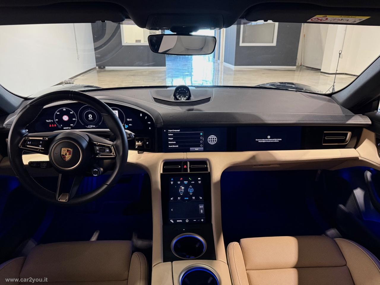 PORSCHE Taycan 4 Cross Turismo