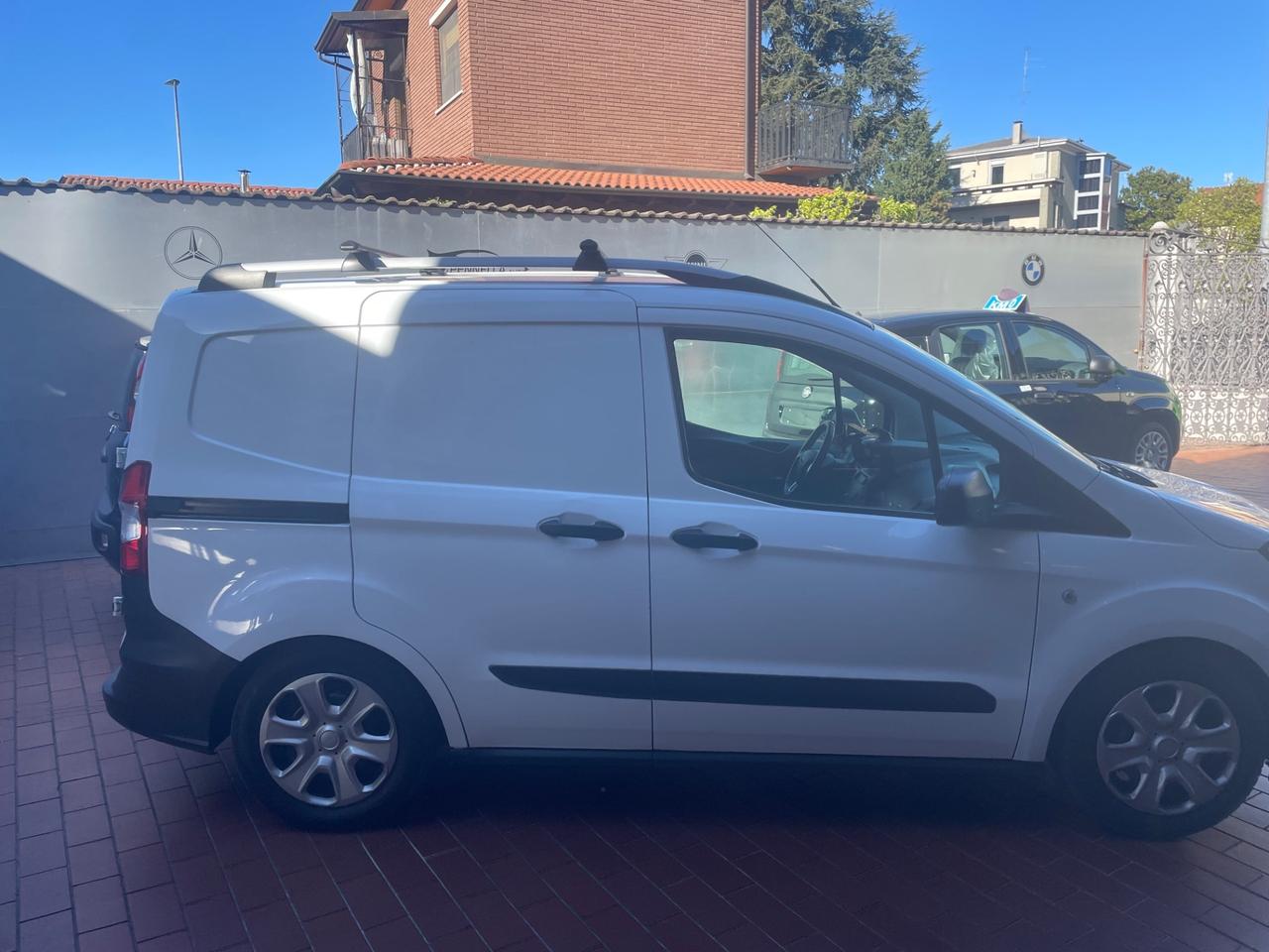 Ford Transit Courier 1.5 TDCi 75CV Van Trend