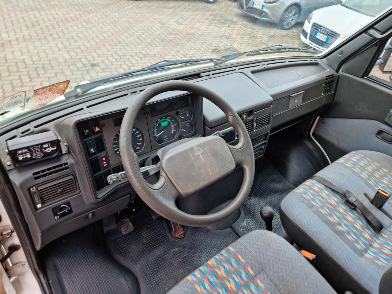 IVECO TURBO DAILY 4X4 2.8TD 35