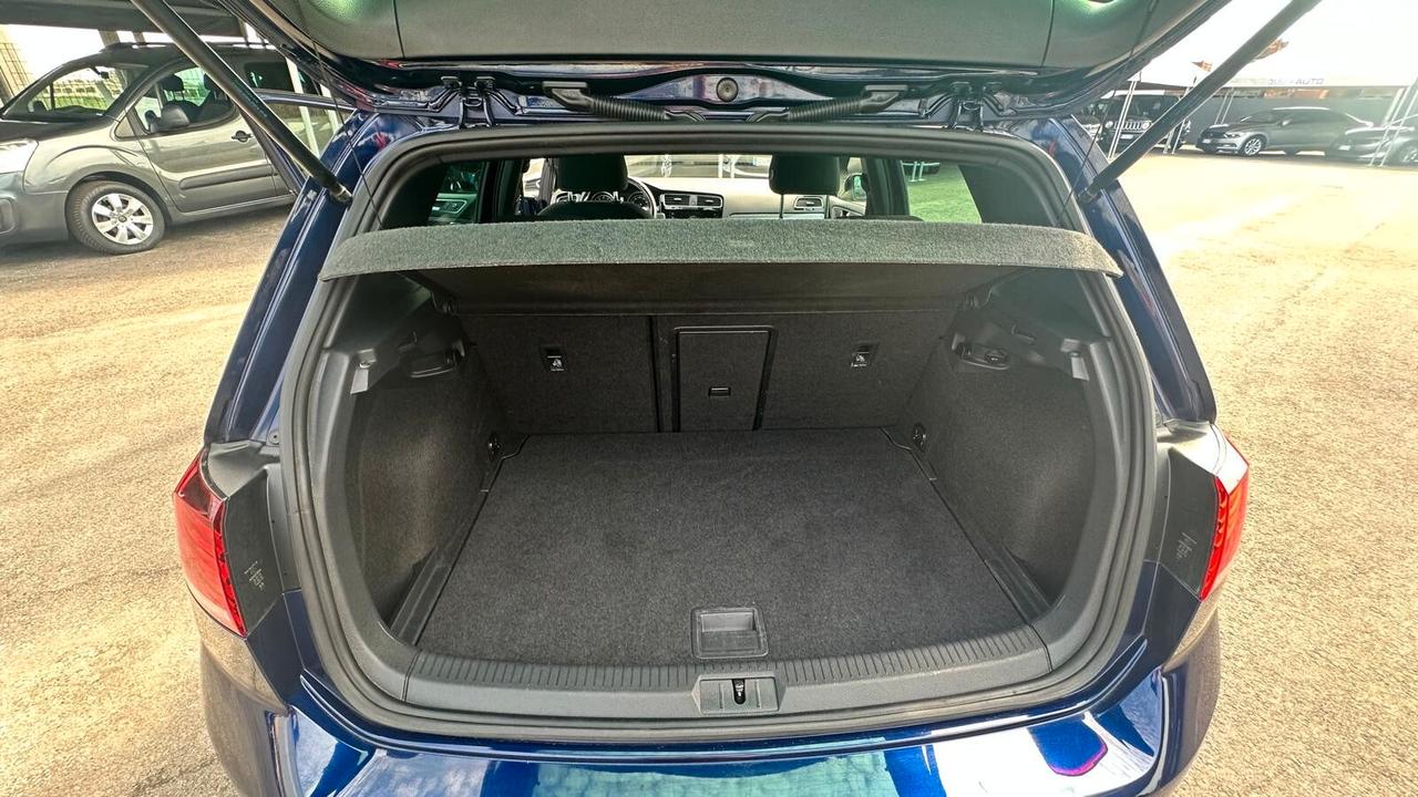 Volkswagen Golf 1.5 TSI 5p. Sport KM CERTIFICATI-UNICO PROPRIETARIO