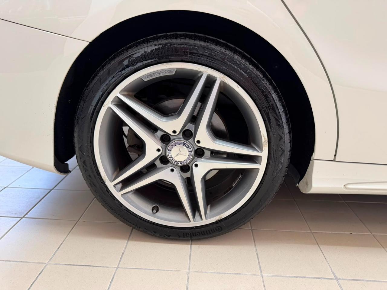 Mercedes-benz CLA 220 d Automatic Premium