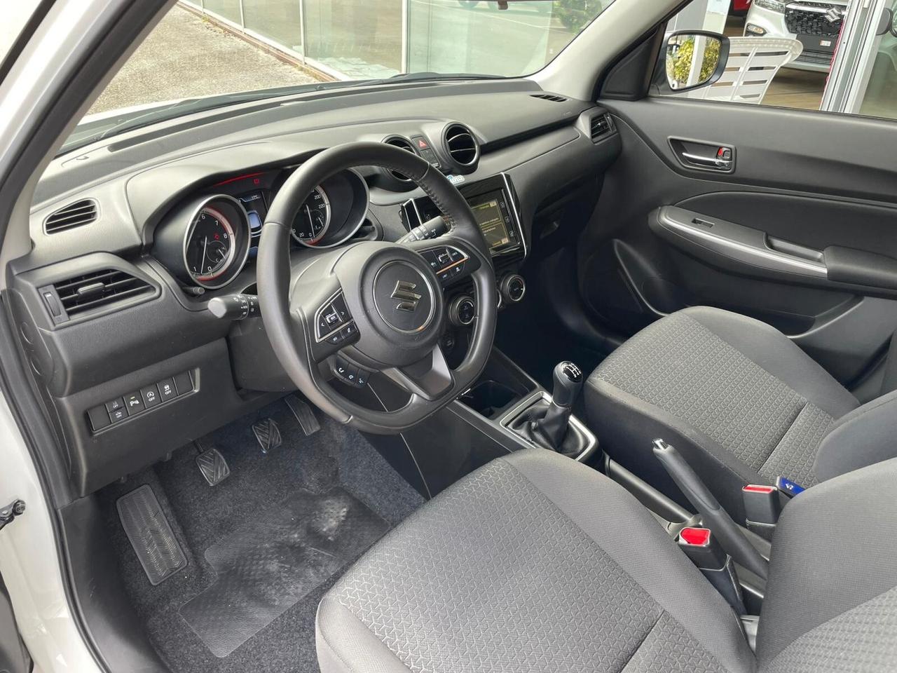Suzuki Swift 1.2 Hybrid Top