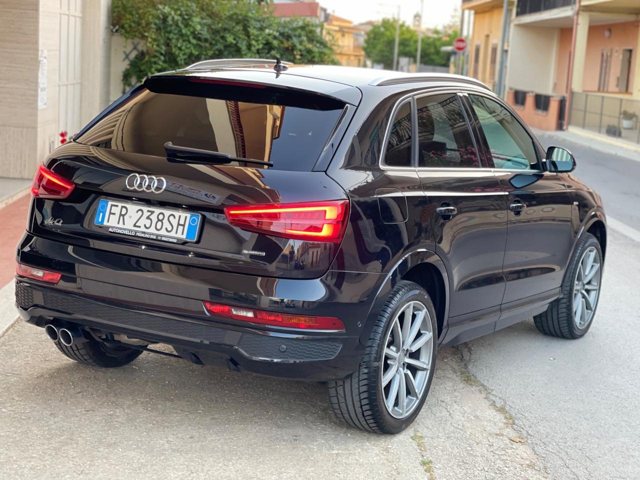 Audi Q3 2.0 TDI 184 CV quattro S tronic Business S -LiNe