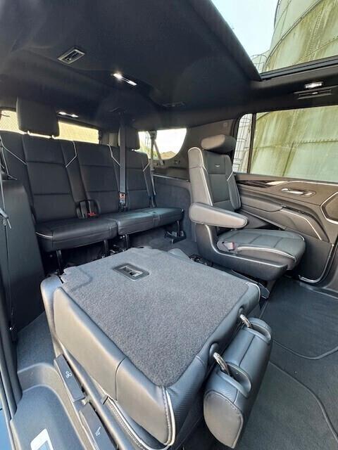 CADILLAC ESCALADE ESV 4x4 SPORT