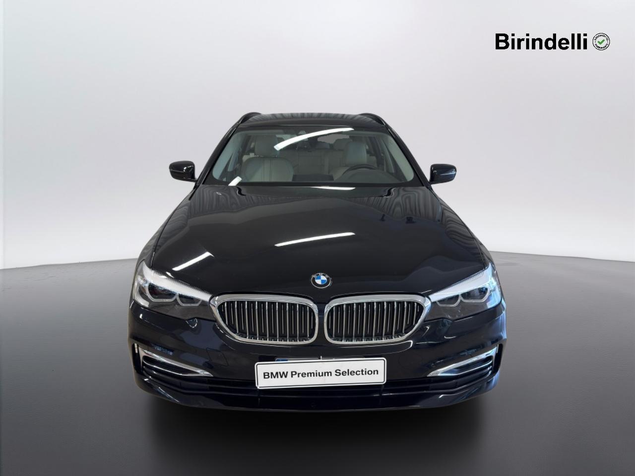 BMW Serie 5(G30/31/F90) - 518d Touring Luxury