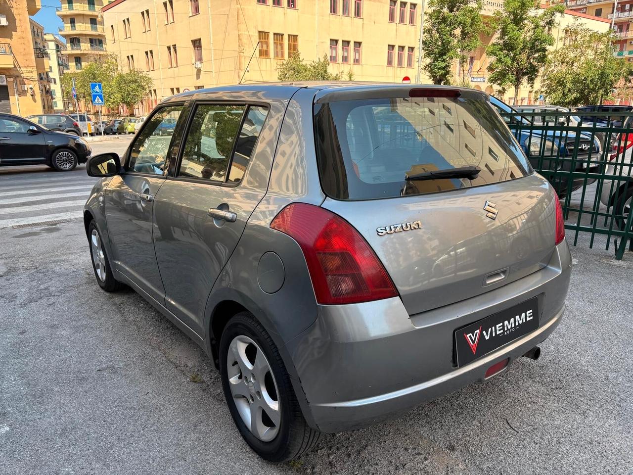 Suzuki Swift 1.3 DDiS 5p. GLX