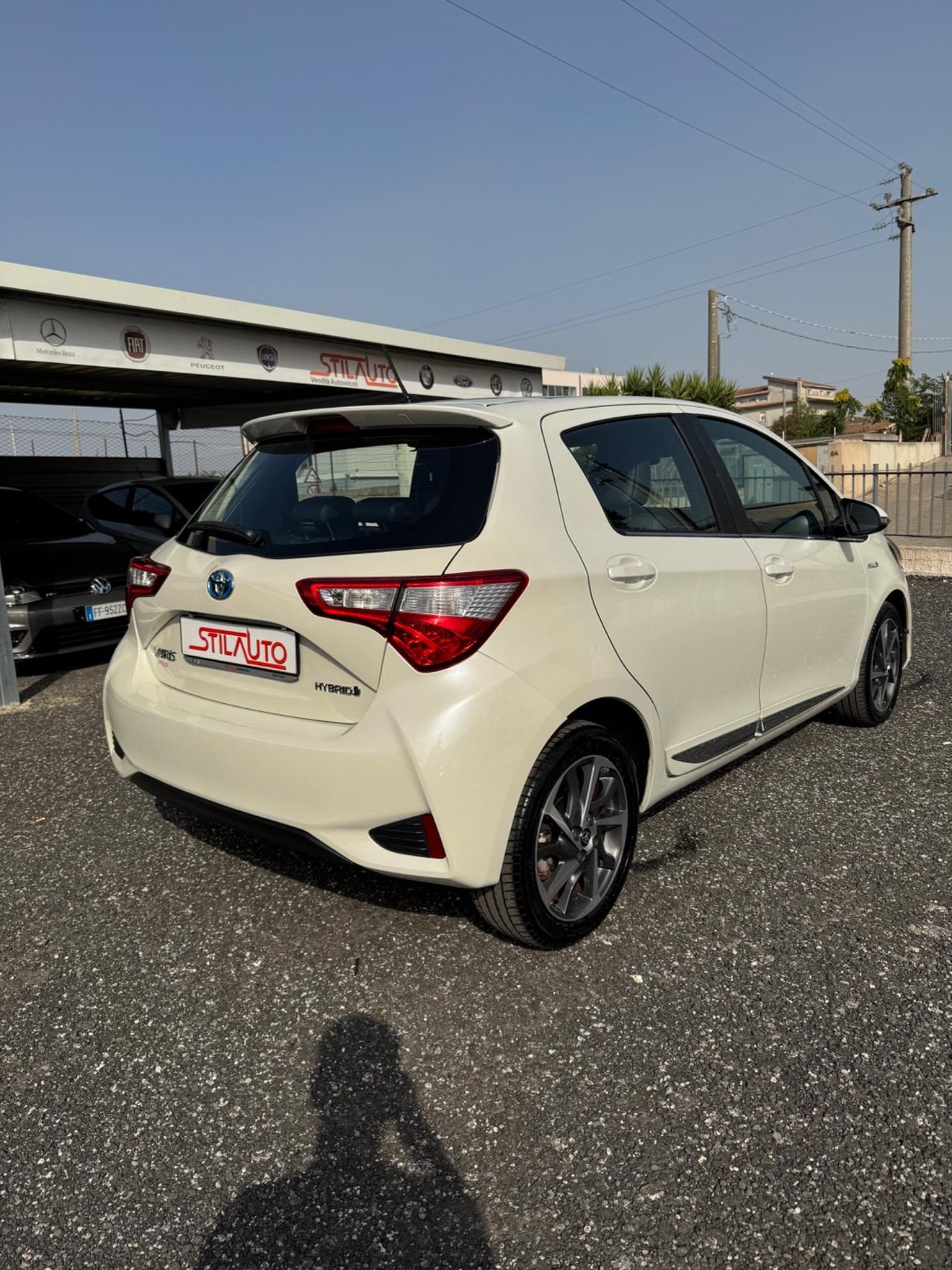 Toyota Yaris 1.5 Hybrid 5 porte Team