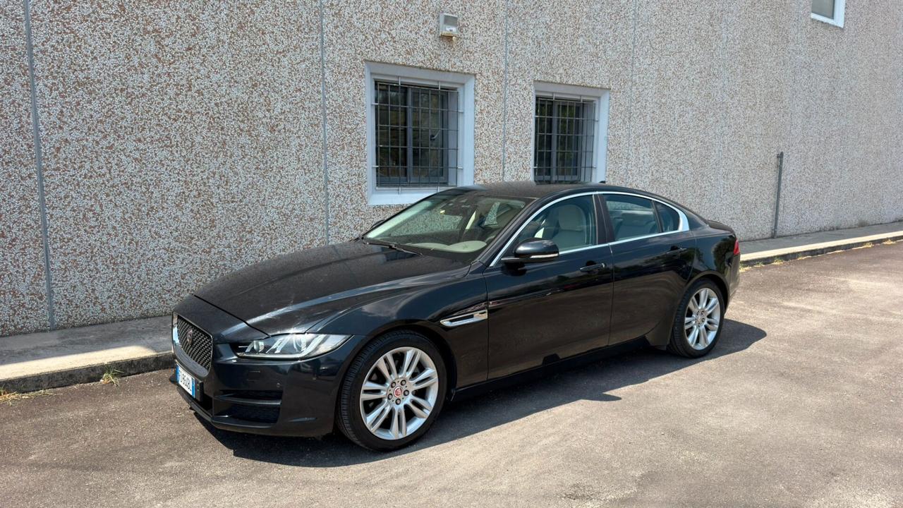 Jaguar XE 2.0 D Turbo aut. Portfolio *PERFETTA*