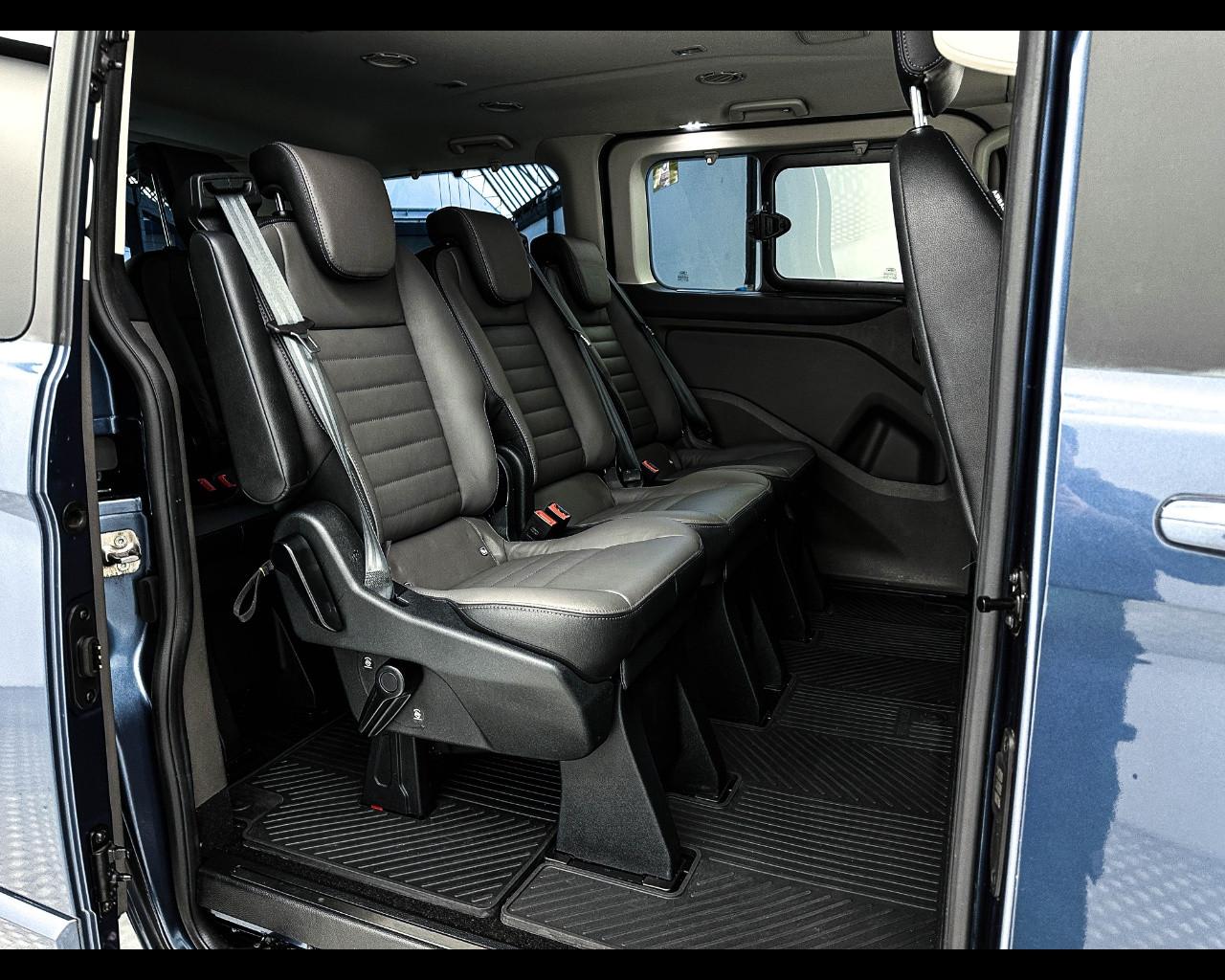 FORD Tourneo Custom - Tourneo Custom 320 2.0 EcoBlue 130CV PC Titanium
