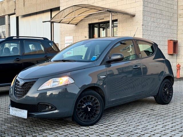 Lancia Ypsilon 1.2 69 CV 5 porte GPL Ecochic Gold