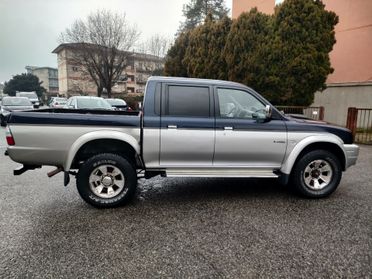 Mitsubishi L200 2.5 TD 4WD Double Cab AUT+GANCIO