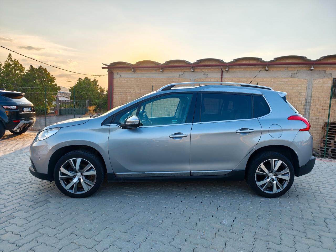 Peugeot 2008 1.6 e-HDi 115 CV Stop&Start Allure