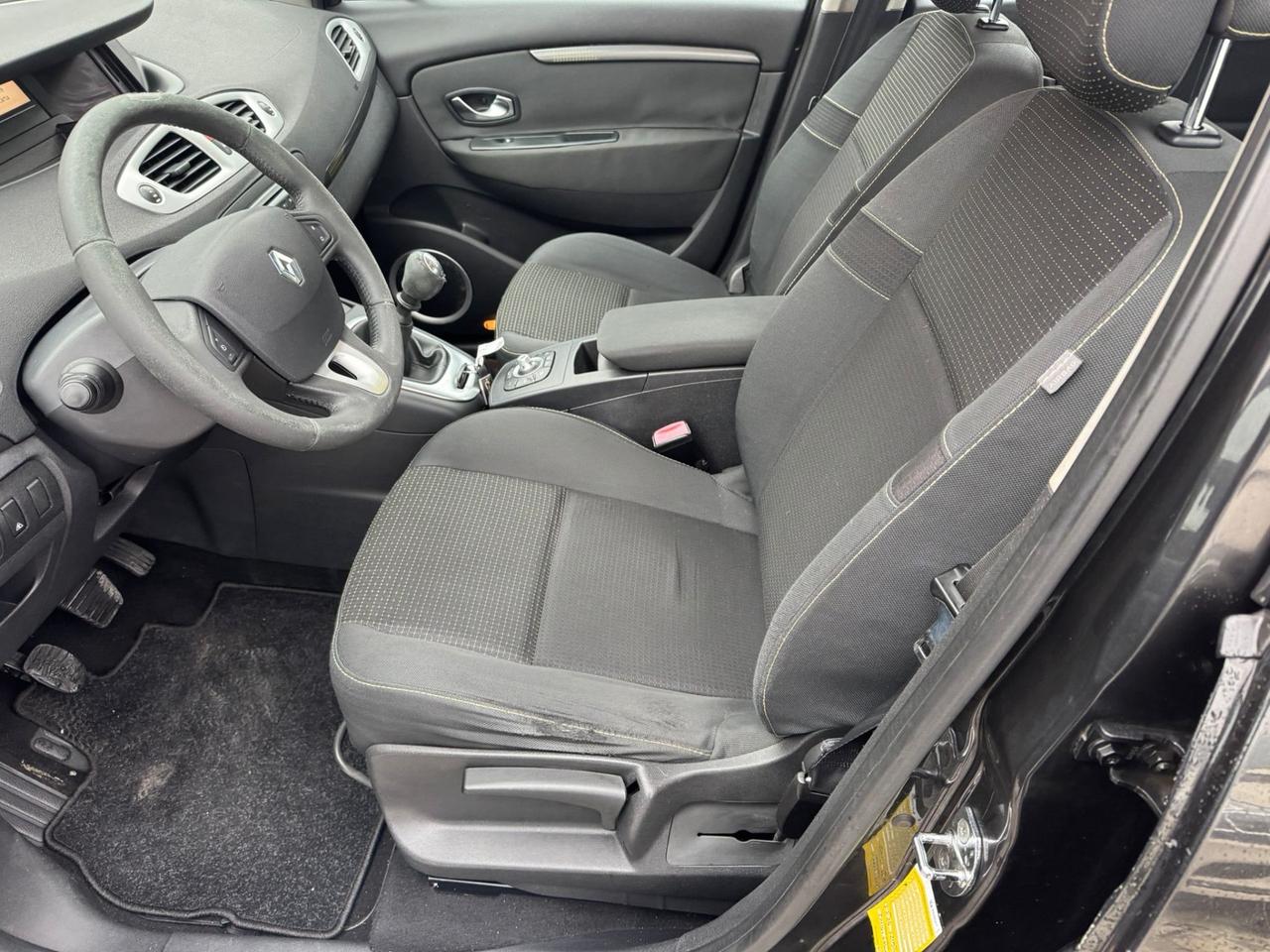 Renault Scenic Scénic X-Mod 1.5 dCi 110CV Luxe neopatentati