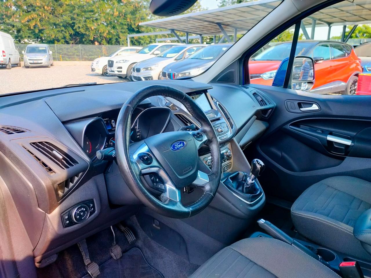 Ford Tourneo Connect 1.5 TDCi 120 CV Titanium FULL OPTIONAL
