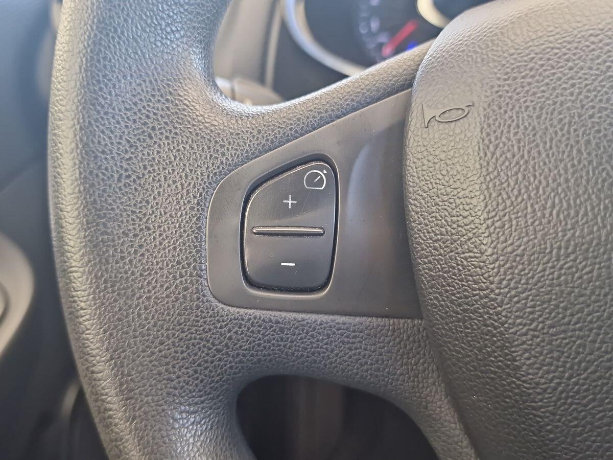 RENAULT CLIO 1.5 ENERGY INTENSE