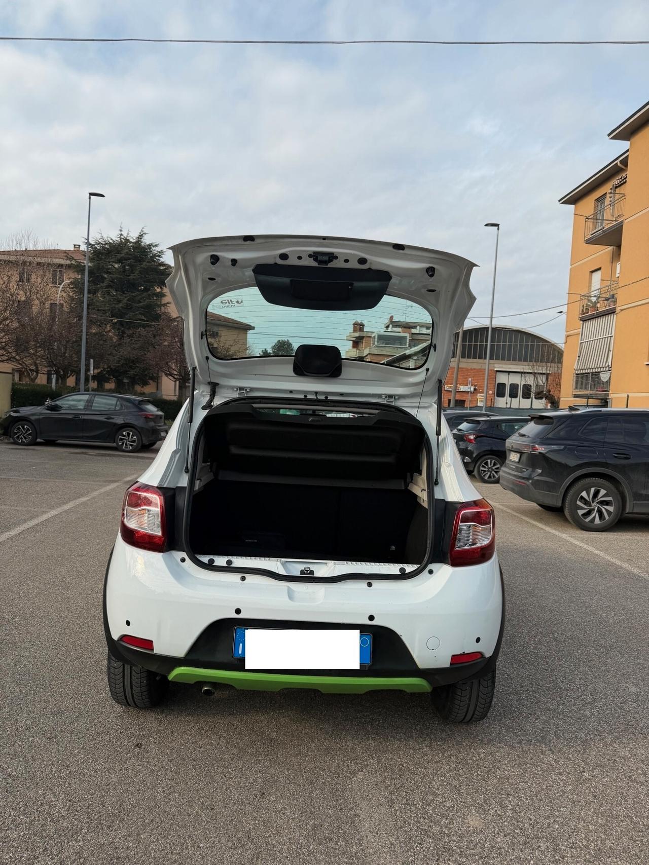 Dacia Sandero Stepway 0.9 GPL - NEOP. - 12 MESI DI GARANZIA -