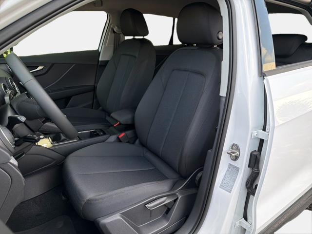 AUDI Q2 35 TFSI Business Advanced
