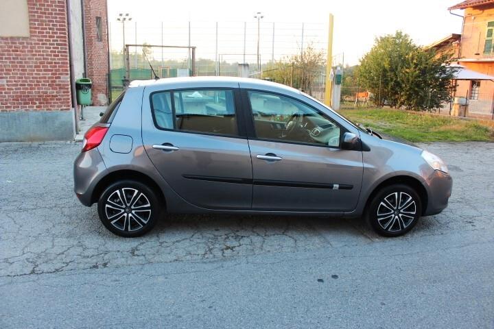 Renault Clio 1.2 5 porte Confort PACK 75.000km clima