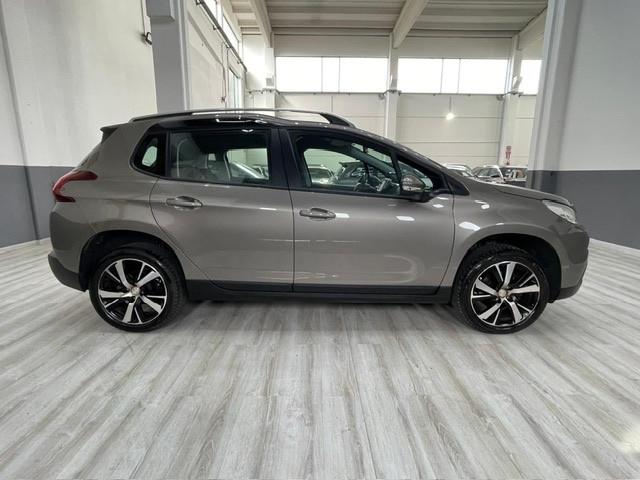 Peugeot 2008 1.2 110cv