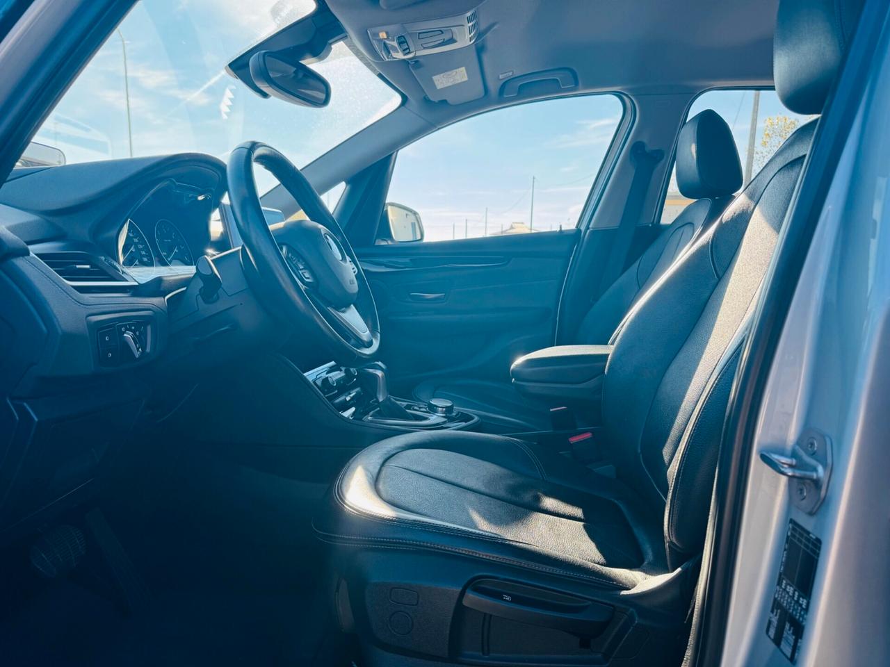 Bmw 2er Active Tourer 218d Luxury