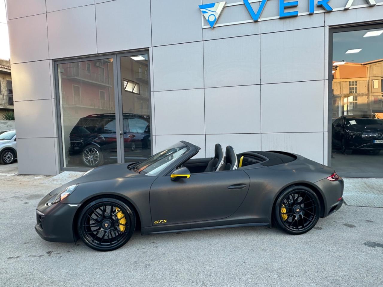 Porsche 911 3.0 Carrera 4 GTS Cabriolet