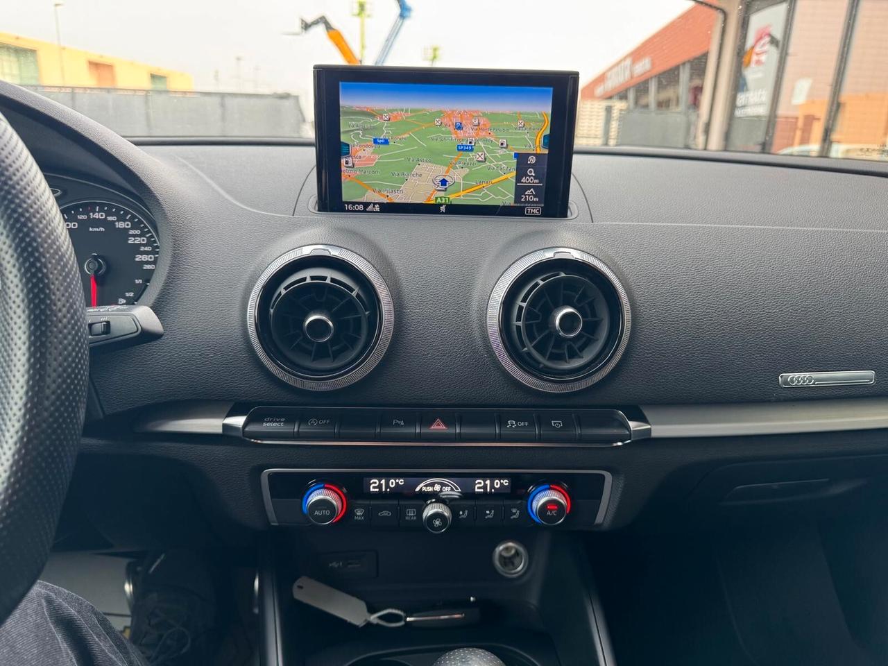 Audi A3 SPB 35 TFSI S-LINE