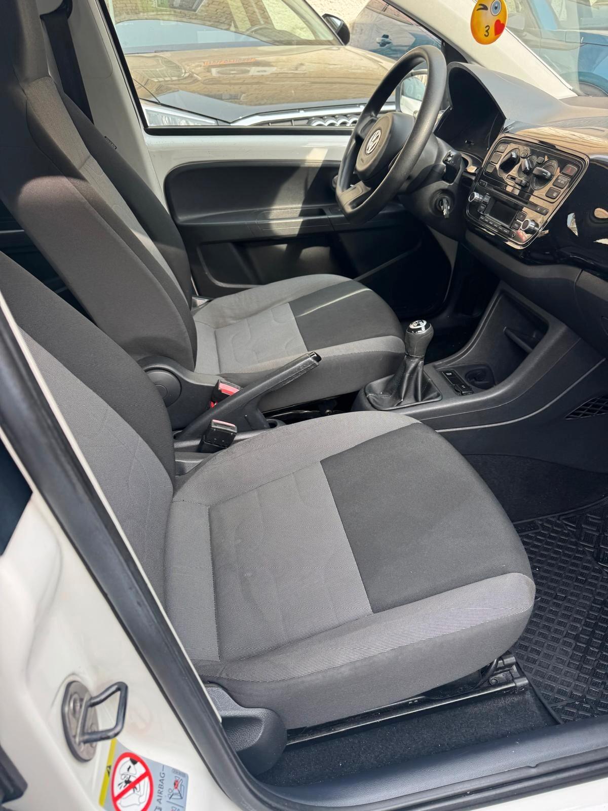 Volkswagen up! 1.0 5p. move