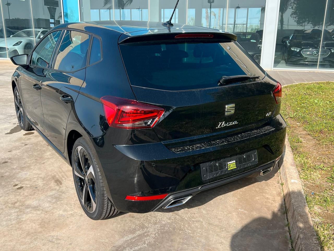 Seat Ibiza 1.0 EcoTSI 95 CV 5 porte FR possibilità noleggio no scoring