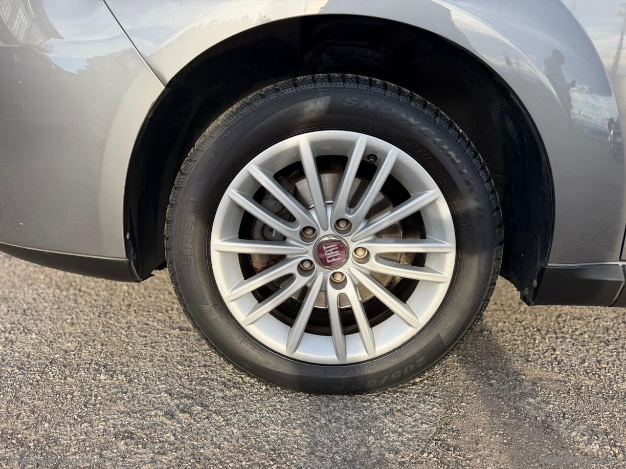 FIAT Croma 1.9 MJT Emotion