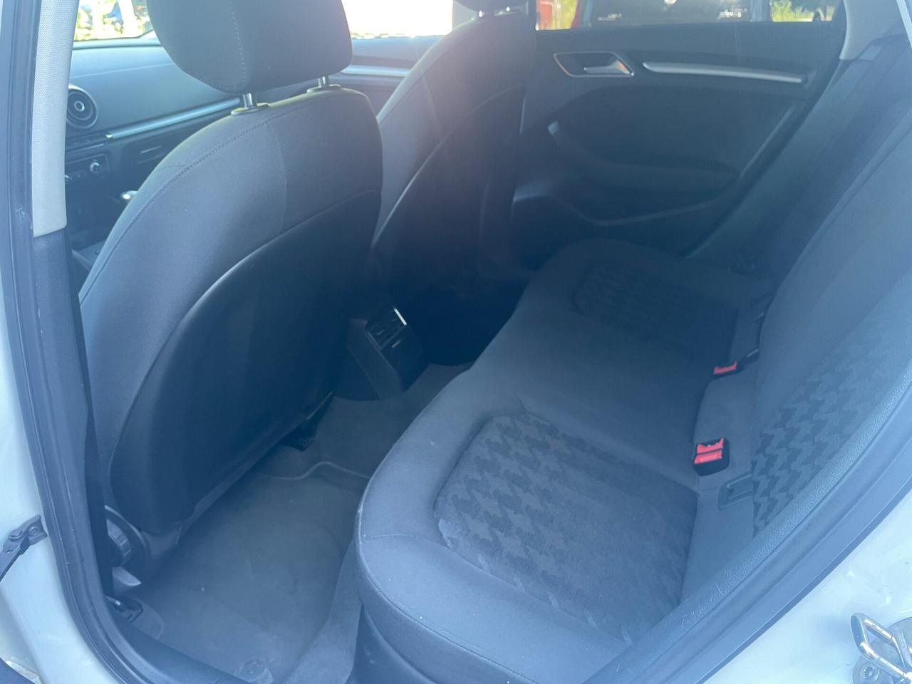 Audi A3 SPB 1.6 TDI*Neopatentati*Cerchi*Euro 6*