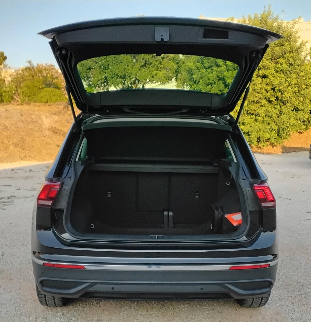 Volkswagen Tiguan 2.0 TDI 150 CV SCR DSG Elegance