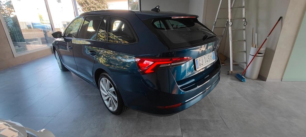 Skoda Octavia 2.0 TDI EVO SCR DSG Wagon Style