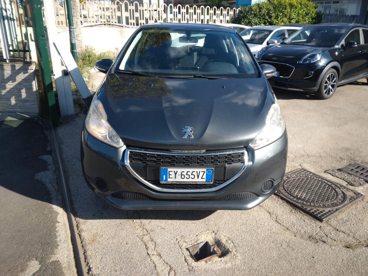 Peugeot 208 1.4 HDi 2015