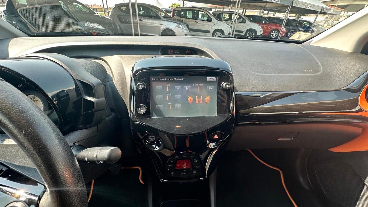 Toyota Aygo 1.0 BENZINA 72 CV KM CERTIFICATI-UNICO PROPRIETARIO