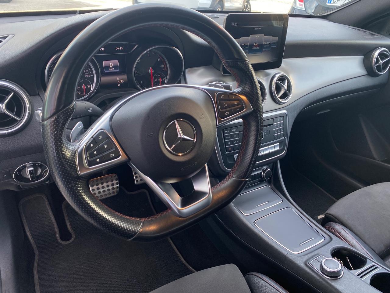 Mercedes-benz CLA 200 d 4Matic AMG - 2017