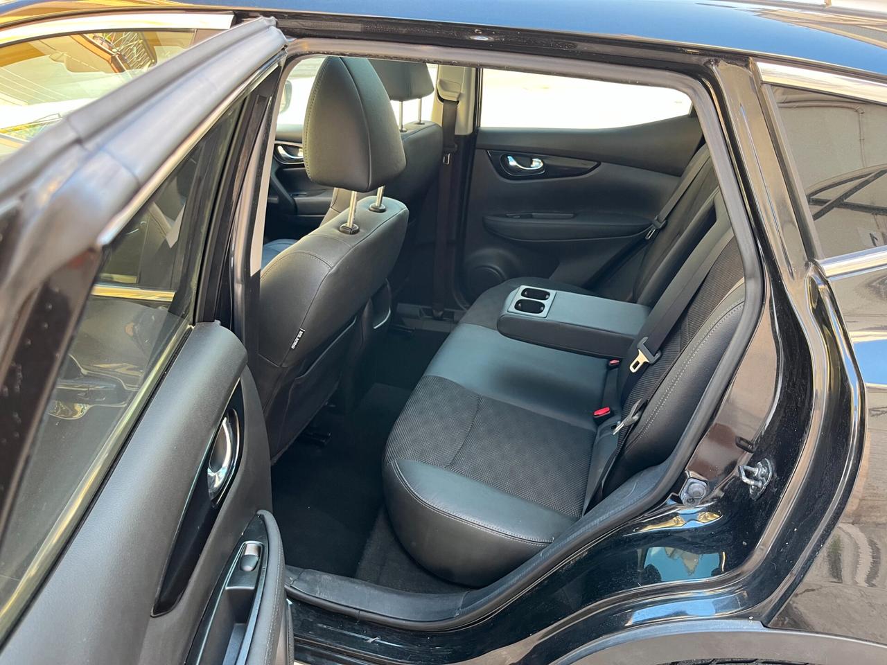 Nissan Qashqai 1.6 dCi 2WD XTronic Tekna