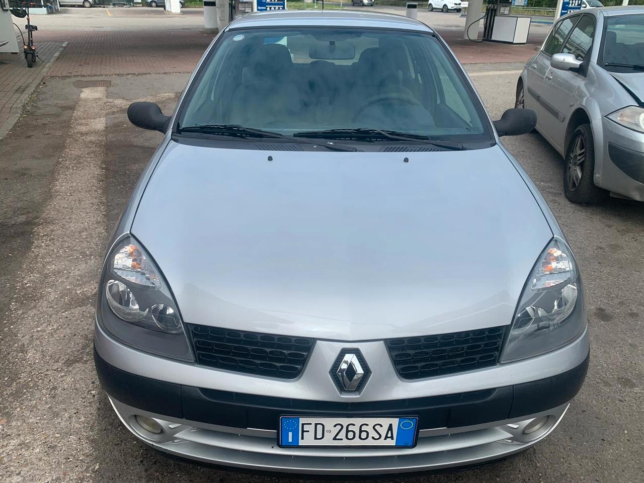 Renault Clio 1.2 16V cat 5 porte Confort Authentique