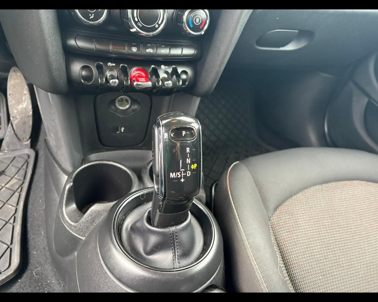 MINI Mini 5 porte (F55) - Mini 1.5 Cooper Boost 5 porte