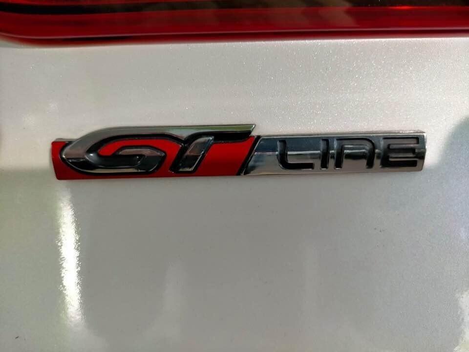 PEUGEOT 2008 1.2 PureTech 110 SeS GT LINE