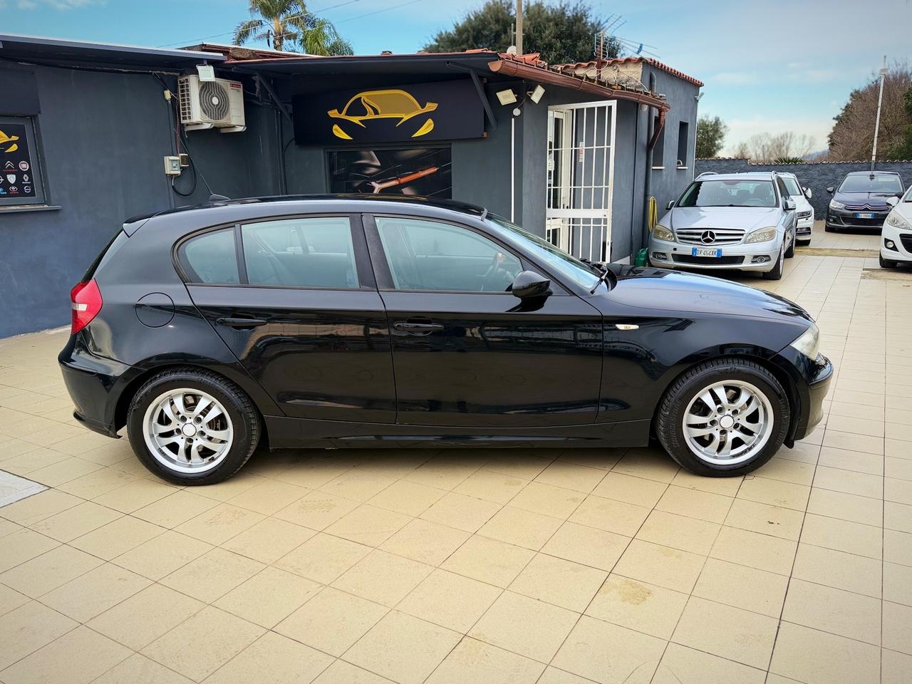 Bmw 118 118d cat 5 porte Futura DPF Garanzia 12 Mesi