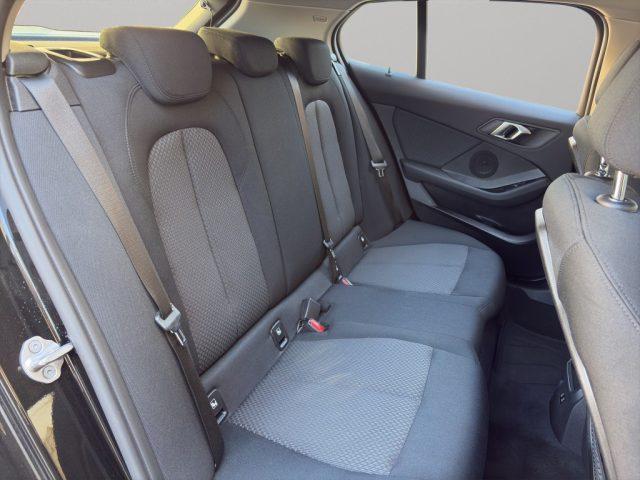 BMW 116 d 5p. Advantage
