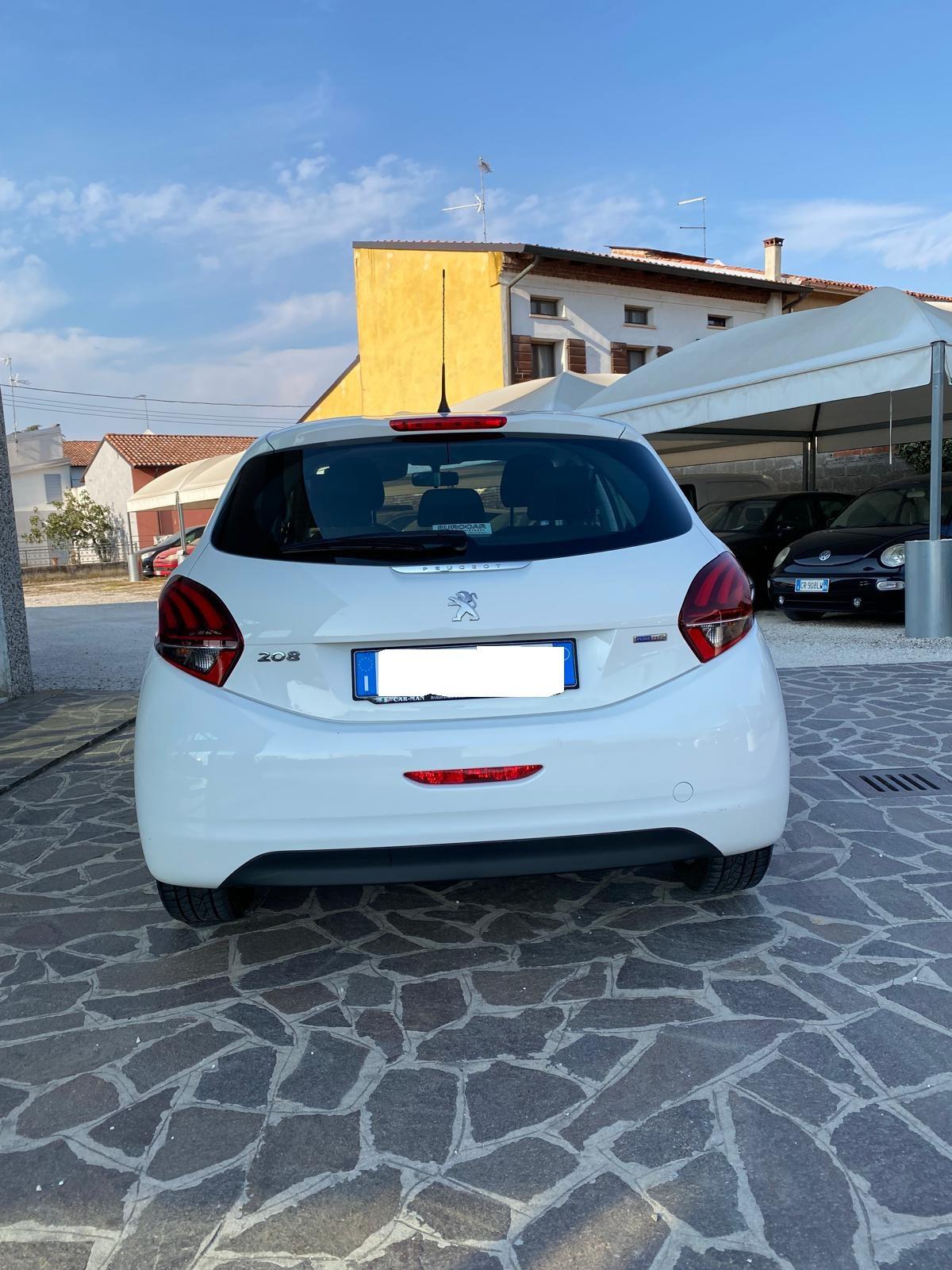 Peugeot 208 5 Porte 208 5p 1.2 puretech Active 82cv