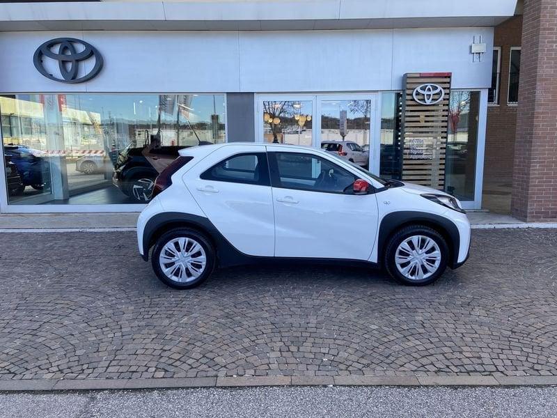Toyota Aygo X 1.0B (72 CV) Active