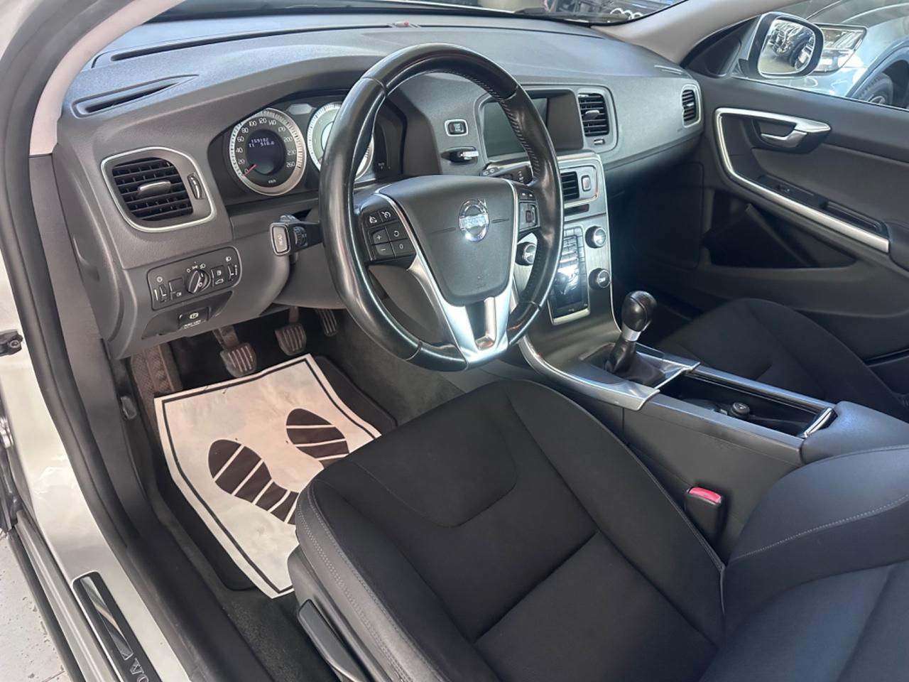 Volvo V60 D4 Momentum