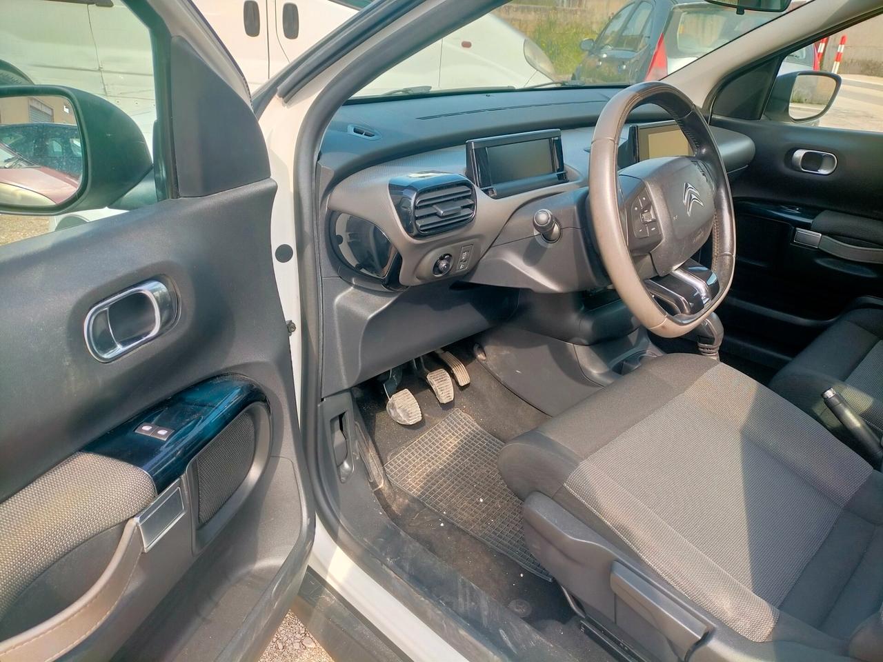 Citroen C4 Cactus BlueHDi 100 Shine