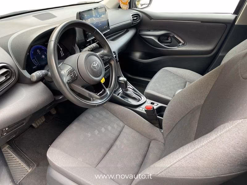 Toyota Yaris Hybrid Trend MY24
