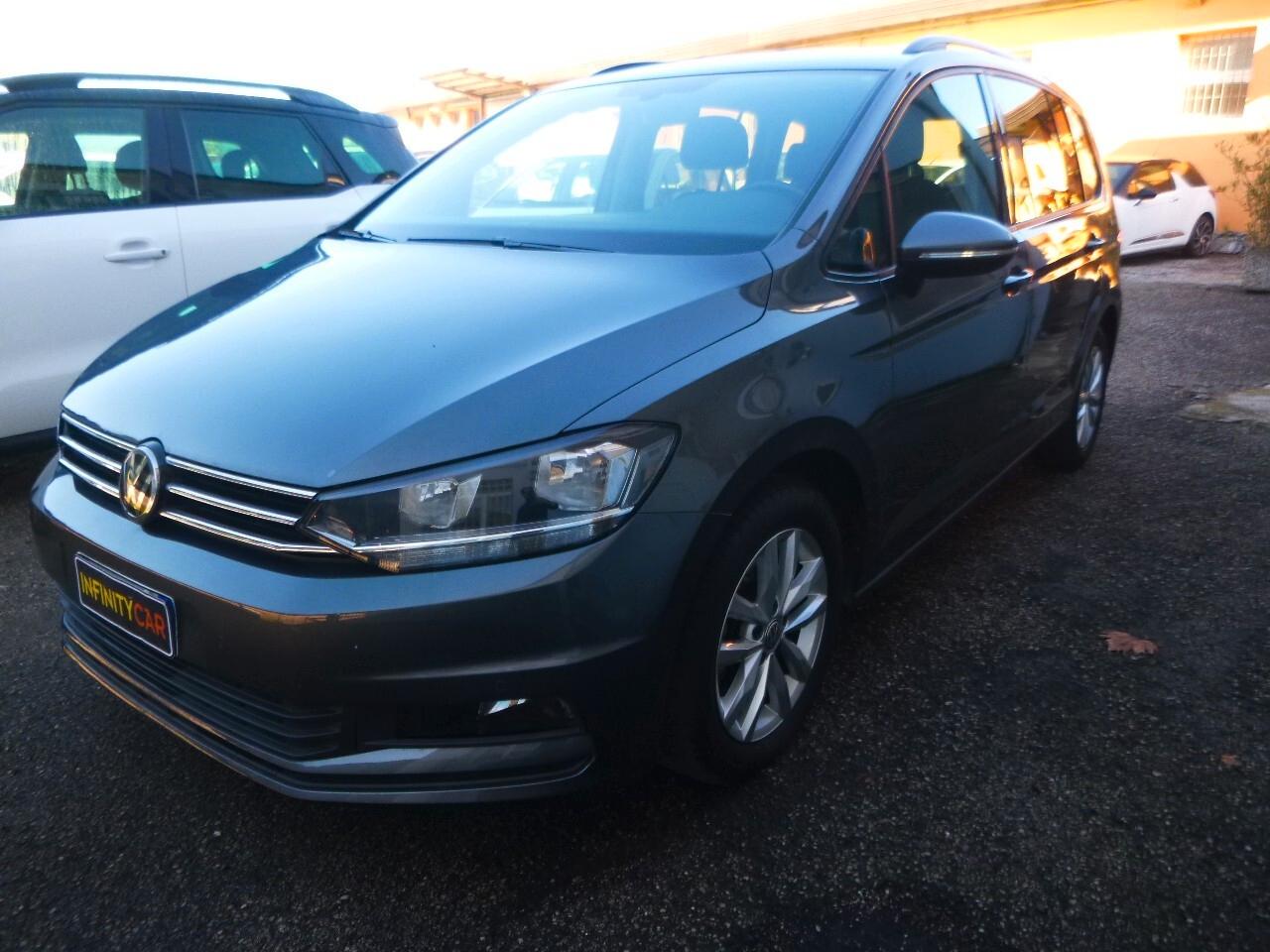 Volkswagen Touran 1.6 TDI 115 CV SCR DSG Executive BlueMotion Tech. 7 POSTI