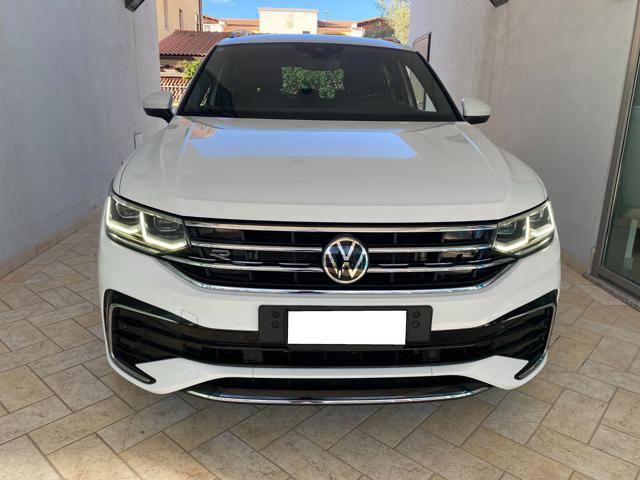 VOLKSWAGEN Tiguan 2.0 TDI 150 CV SCR DSG R-Line