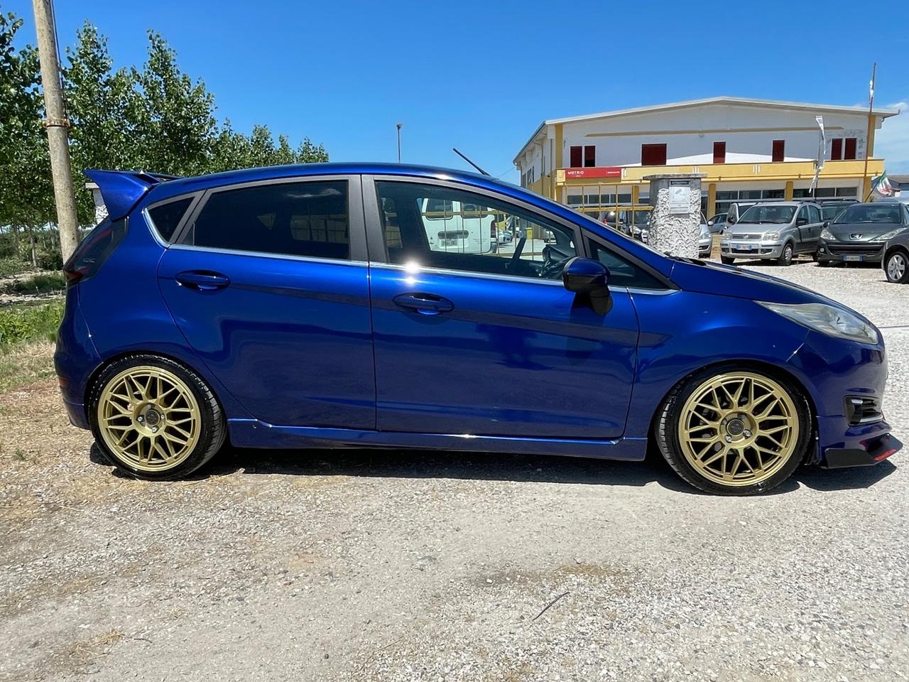 Ford Fiesta 1.5 TDCi 75CV 5 porte Titanium